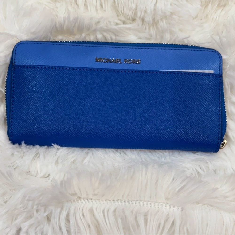 Gorgeous Vibrant Blue Michael Kors Continental Full Zip Wallet NWT - Picture 9 of 12